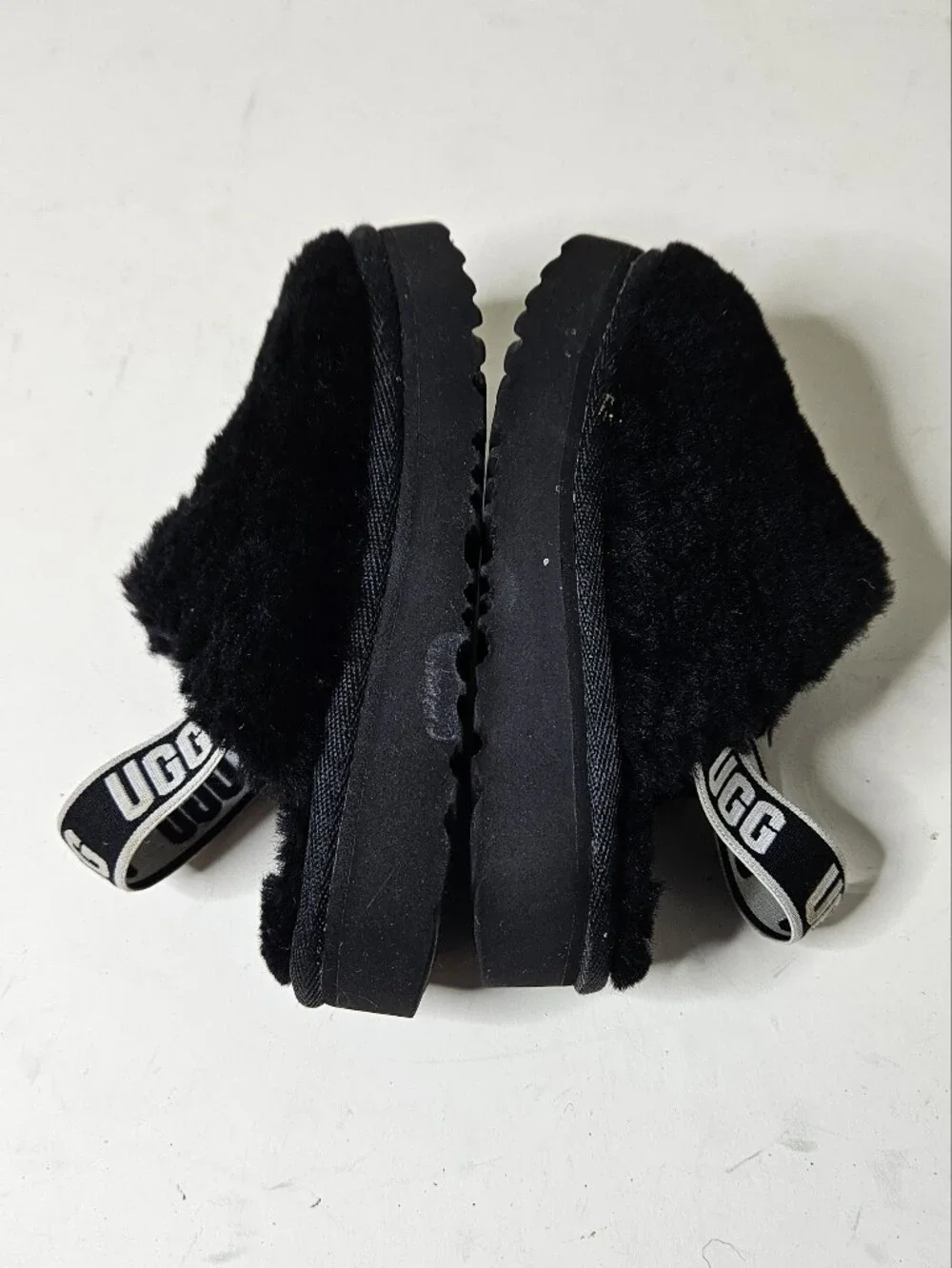 Ugg Funkette Slipper For Kids Black Slip On Mules Clog 7